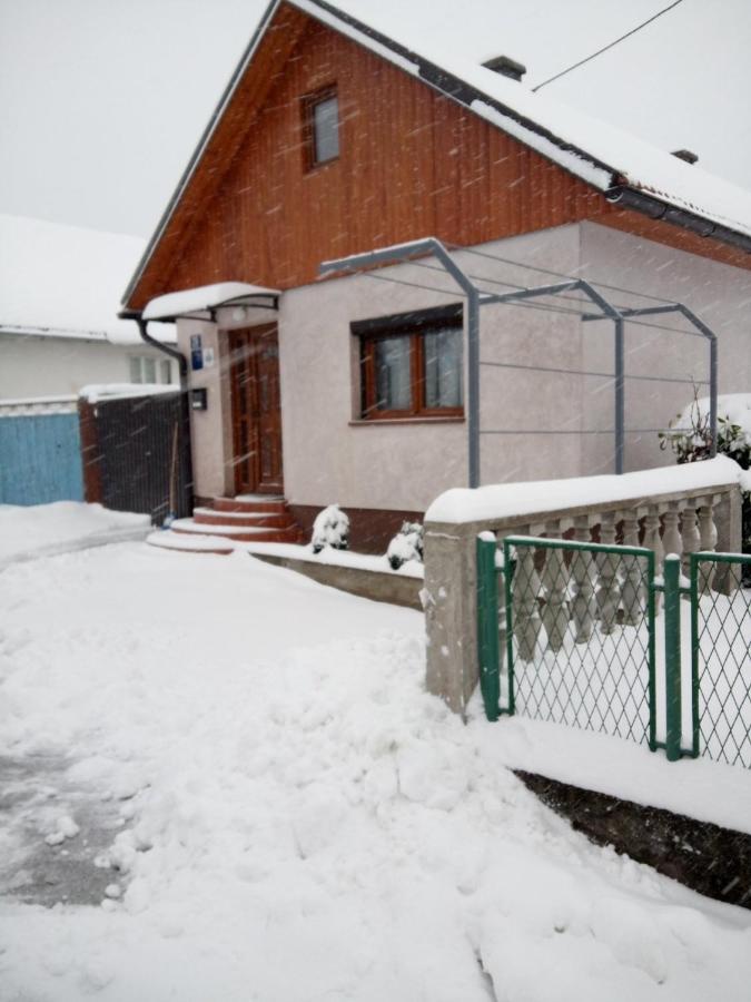 Apartman Anna Ogulin Buitenkant foto